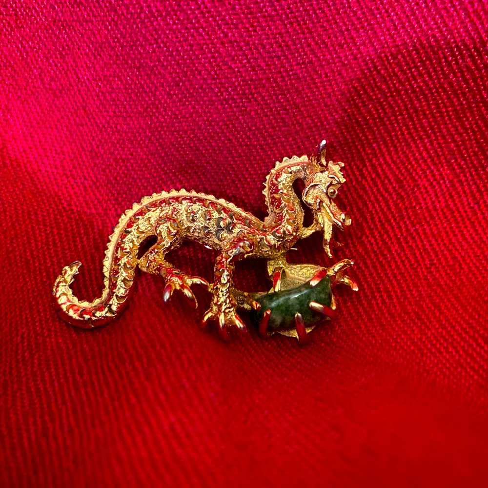 Vintage BSK Chinese Dragon Brooch in excellent condition
